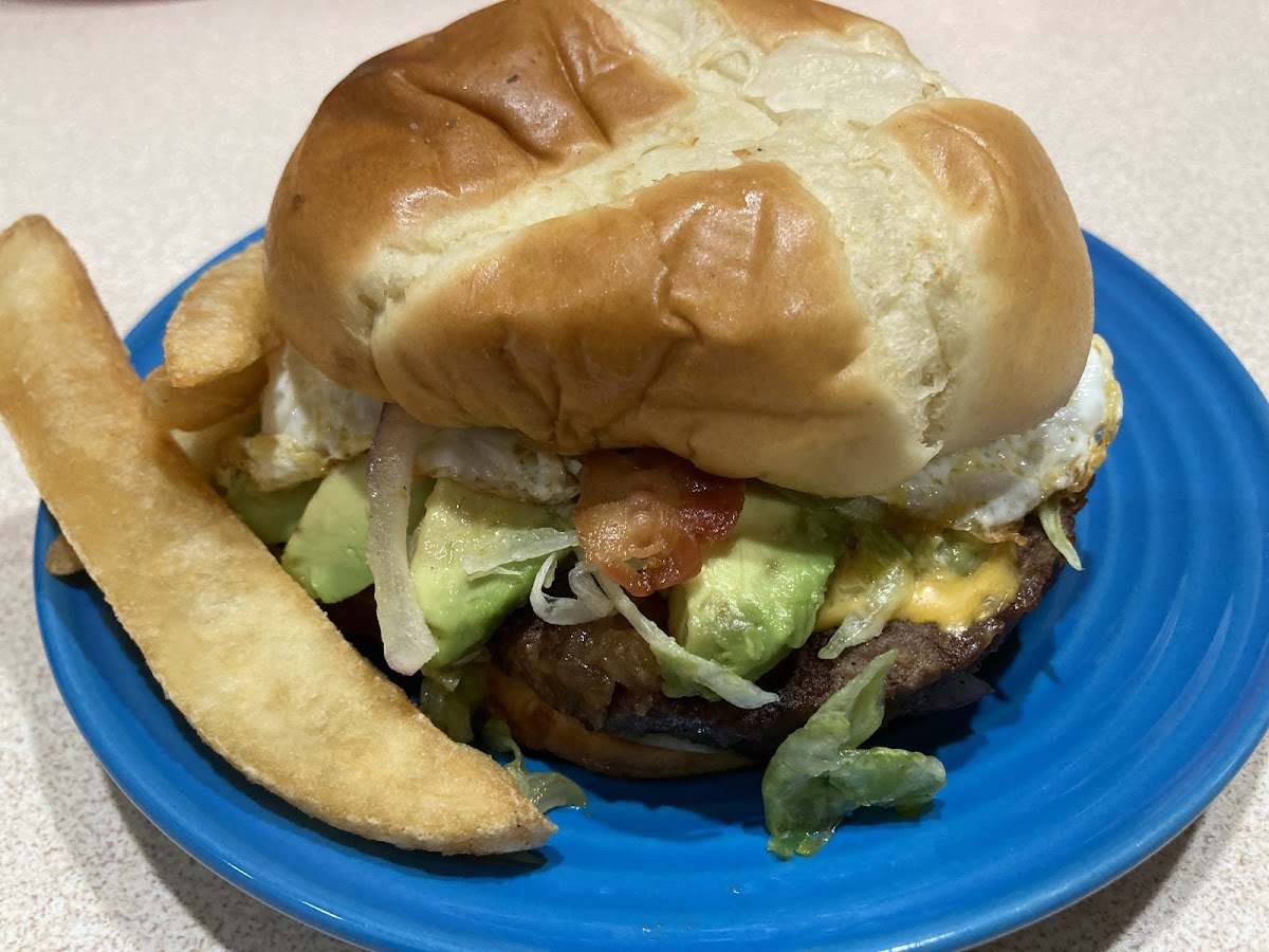 Red Robin Gourmet Burgers And Brews-9